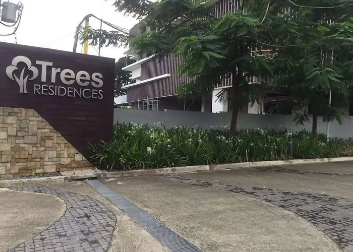 Aparthotel Trees Residences *